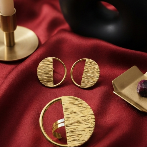 The Sanaa Collection